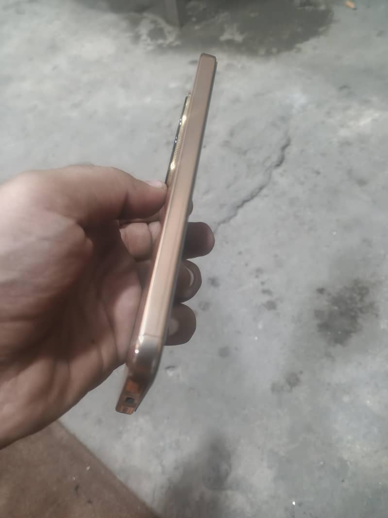 Honor x9d 3