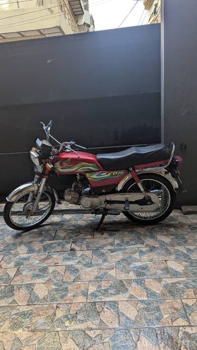 Honda CD 70 2023