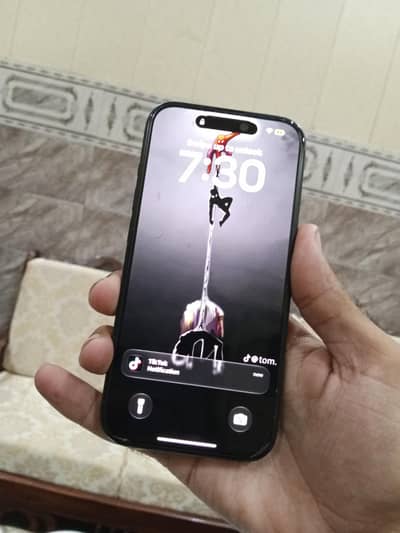 Apple iPhone 15