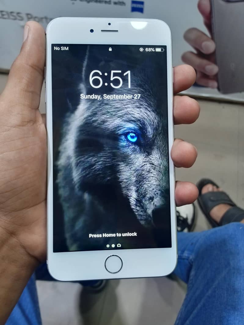 Apple iPhone 6 Plus 4