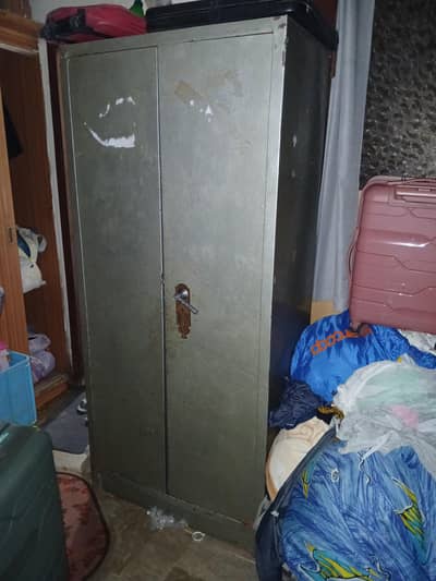 heavy duty solid almari