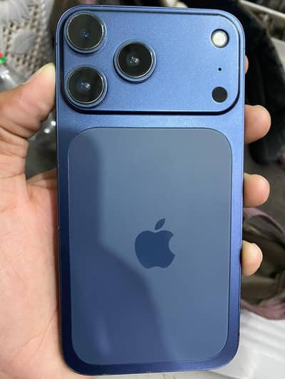 Apple iPhone XR 17pro max