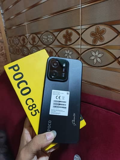 Gaming device with box charger 8/256  03074345251 call