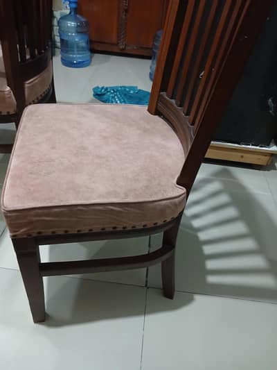 wooden 4 seater dining table