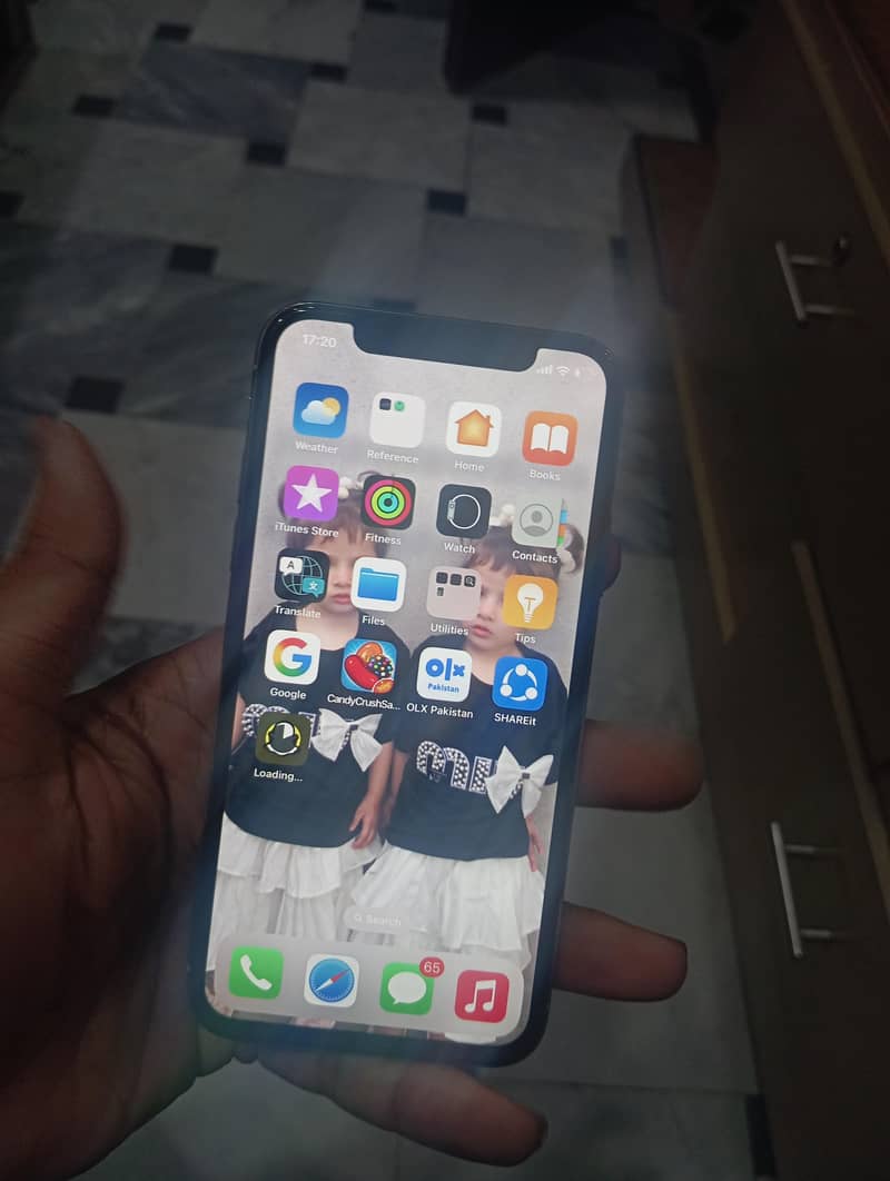 Apple iPhone X 1