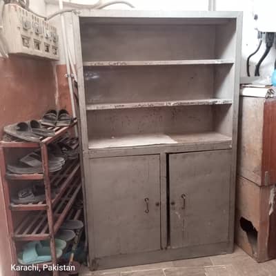 Used Iron Almirah Cupboard | لوہے کی الماری | Karachi Patel Para Guru