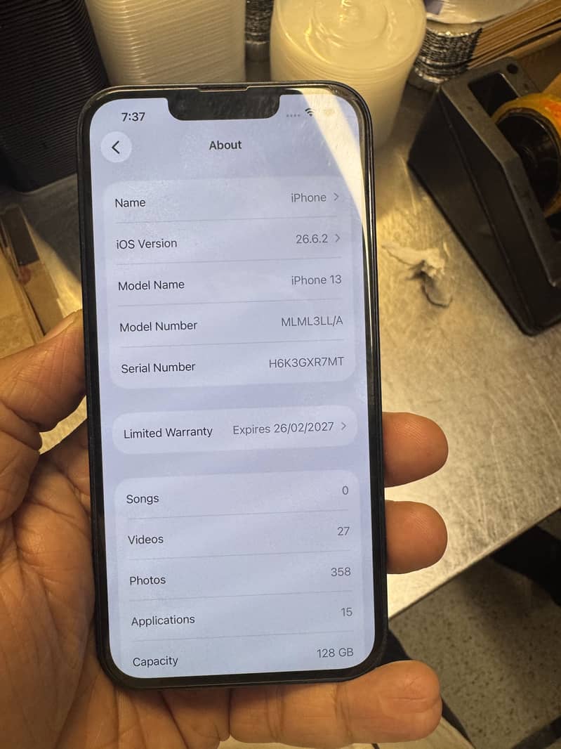 Apple iPhone 13 4
