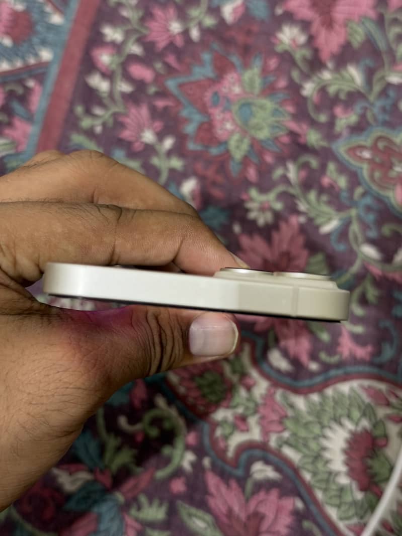 Apple iPhone 14 plus 1