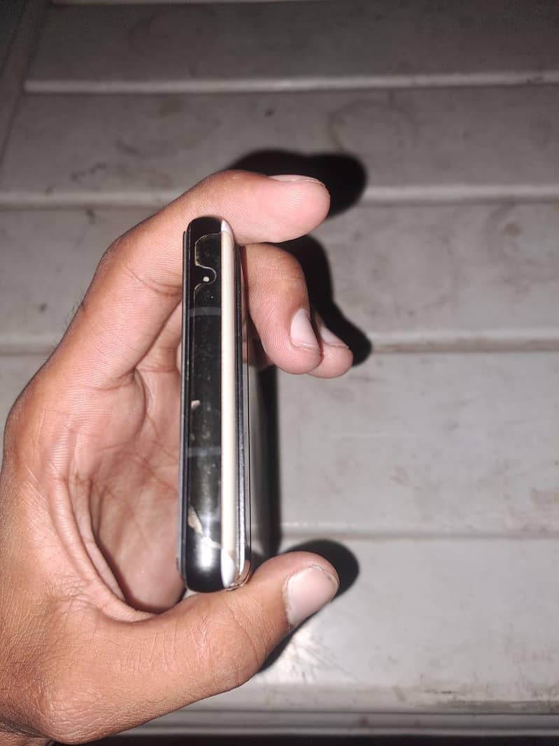 Google Pixel 6a 4