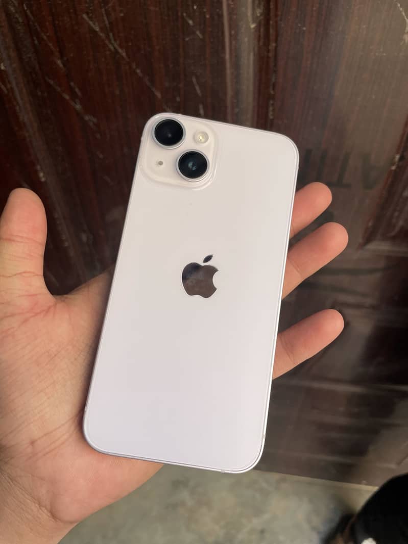 Apple iPhone 14 3
