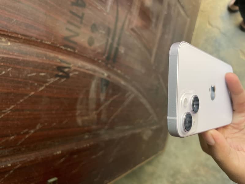 Apple iPhone 14 5