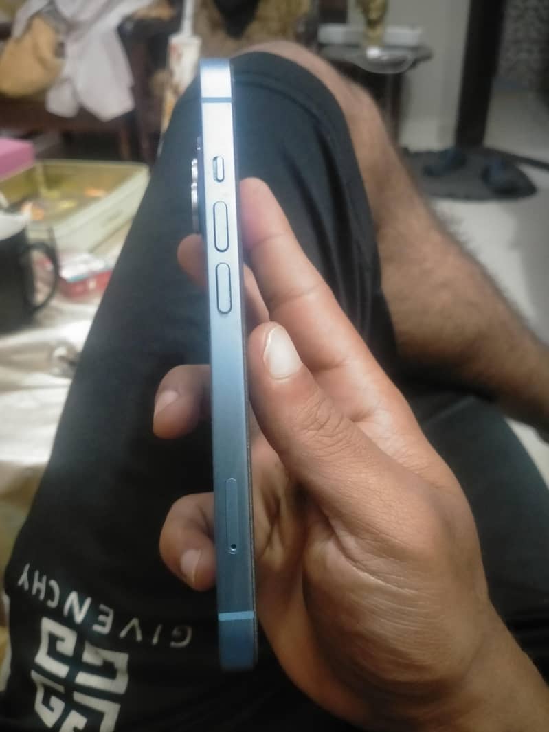 Apple iPhone 14 1