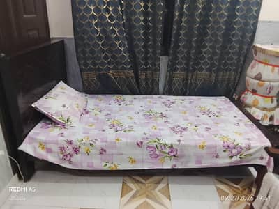 Single bed with mattress