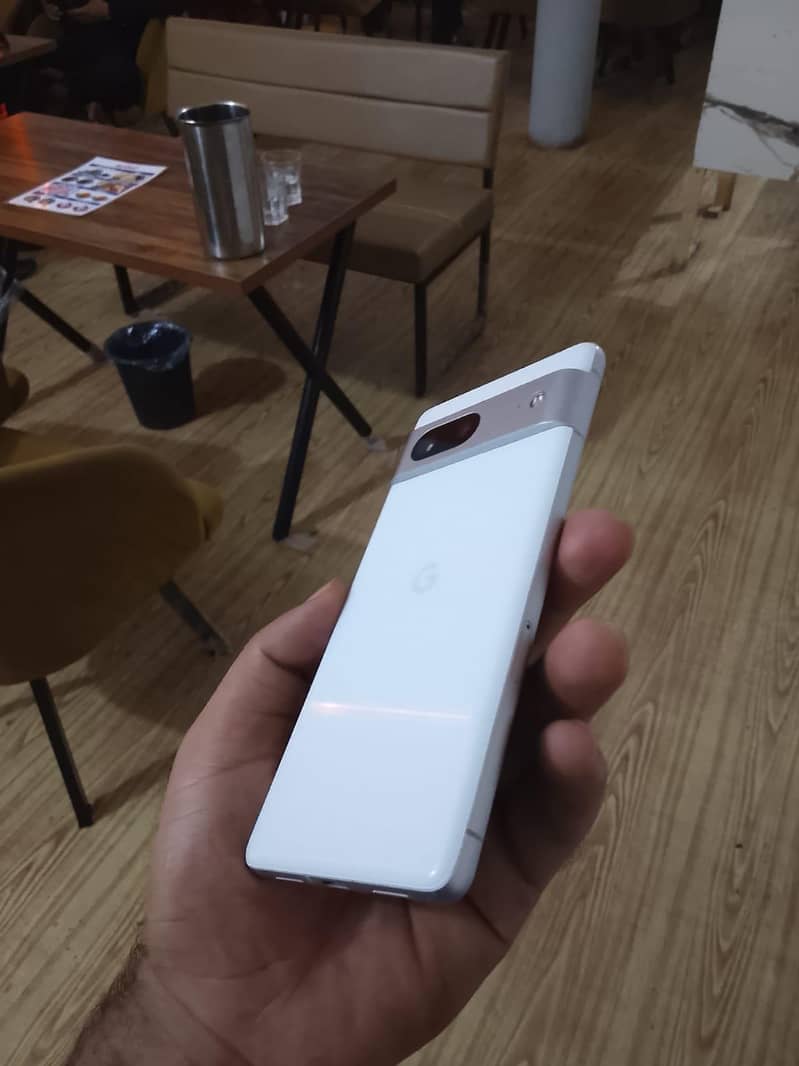 Google Pixel 7 3