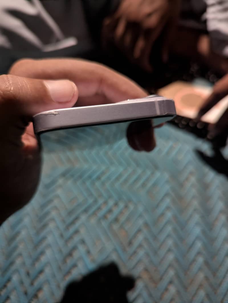 Apple iPhone 14 1
