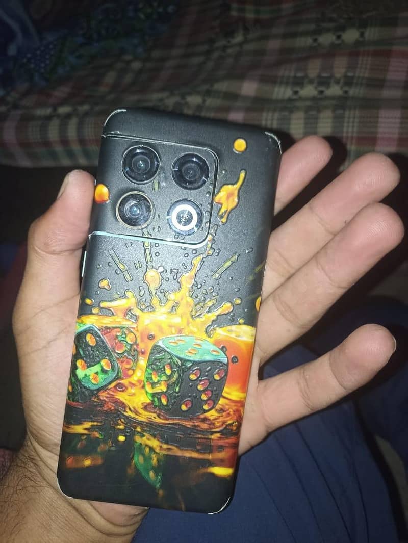 One Plus 10 Pro 3