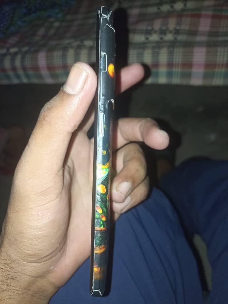 One Plus 10 Pro 4