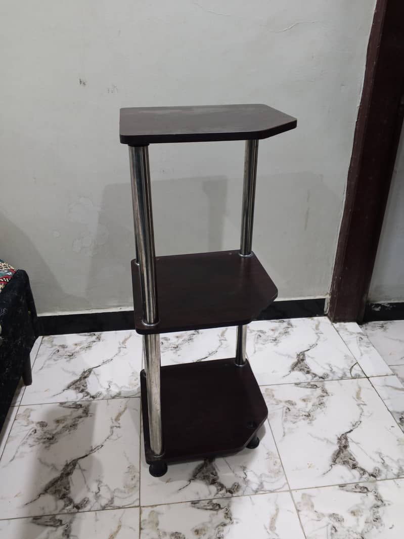 speaker tables 2