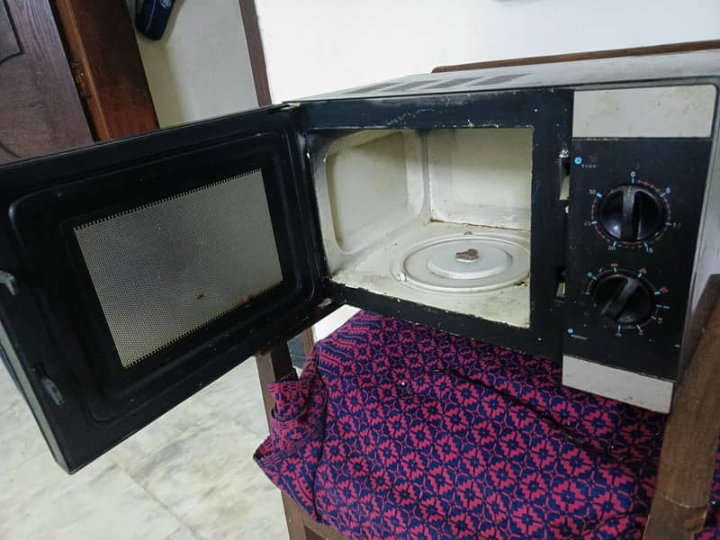 20L MicrowaveOven 2