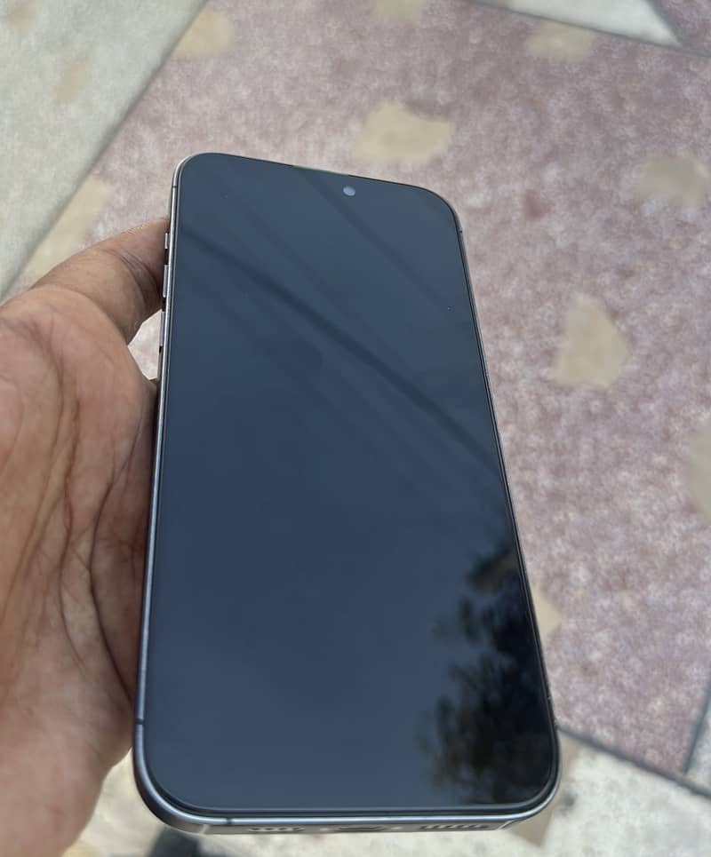 Apple iPhone 14 Pro Max 2