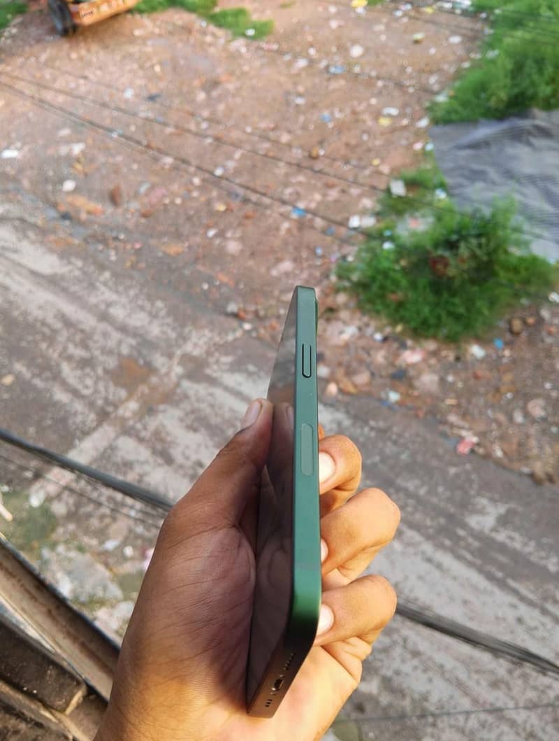 iphone 13 jv 2