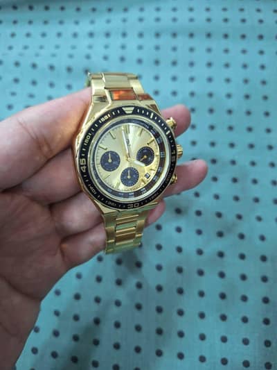 Dê Lawrence Watch
