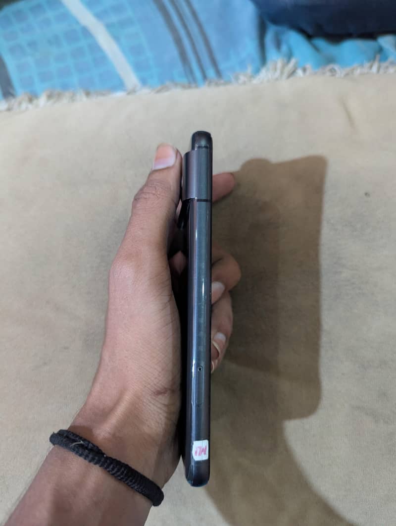 Google Pixel 8 3