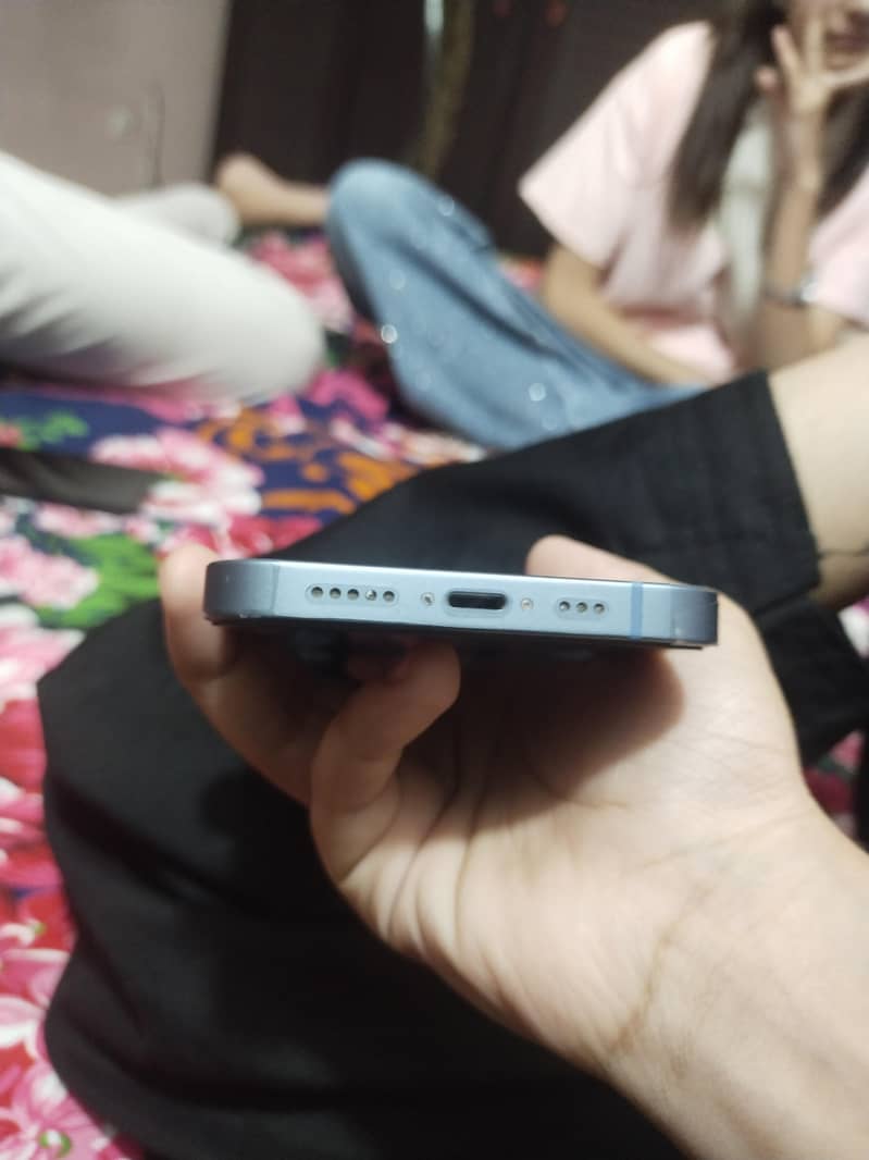 Apple iPhone 14 2