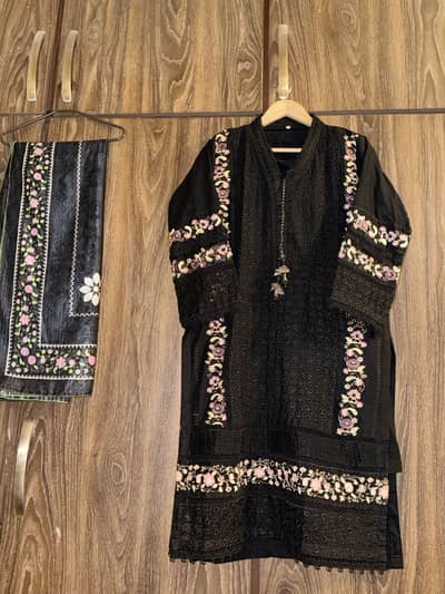 3piece All branded dress 70% discount dress