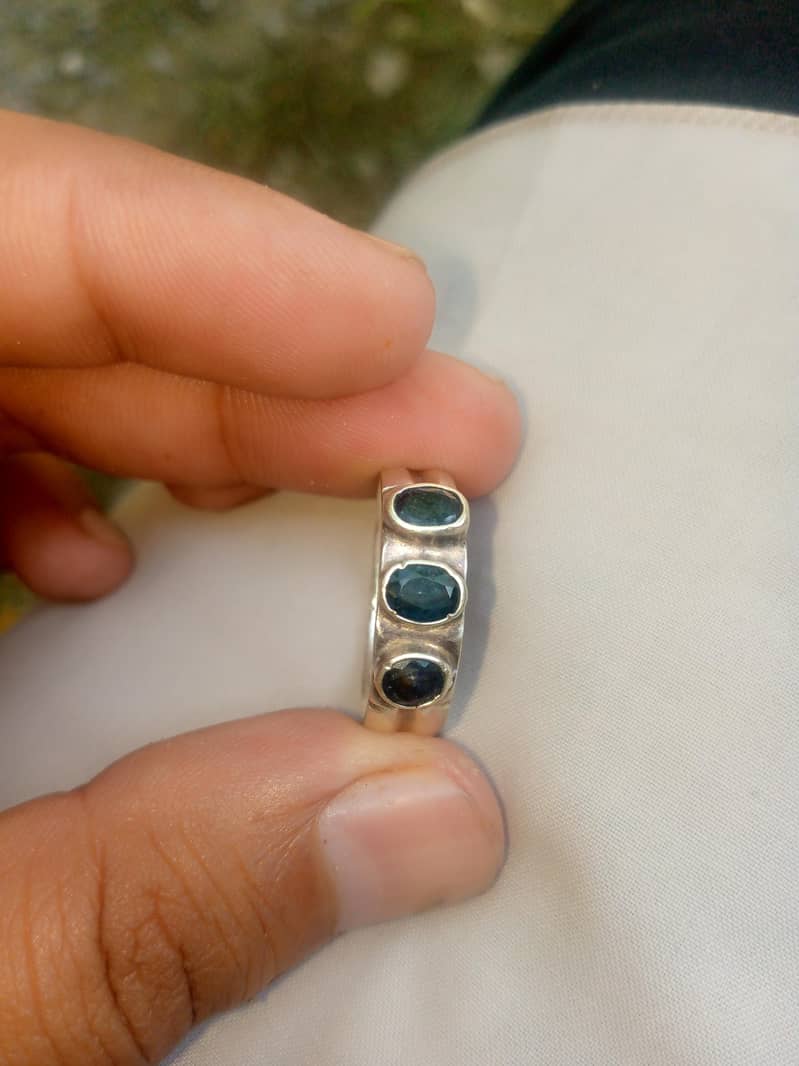 sapphire Ceylon ring 2