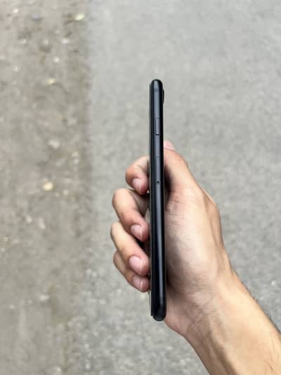 Apple iPhone SE 2nd generation