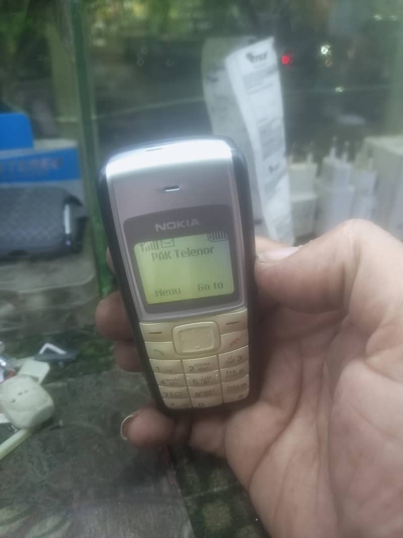 Nokia 1112 3