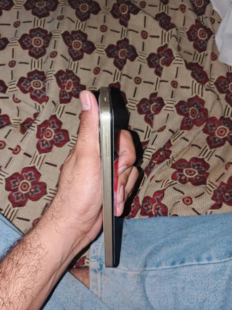 Tecno Spark 20C 3