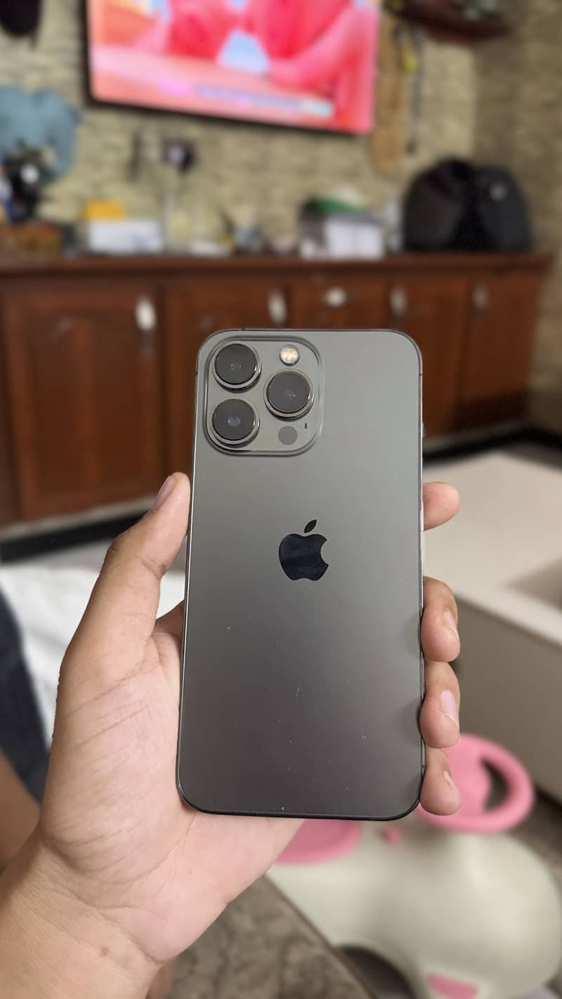 Apple iPhone 13 Pro 9