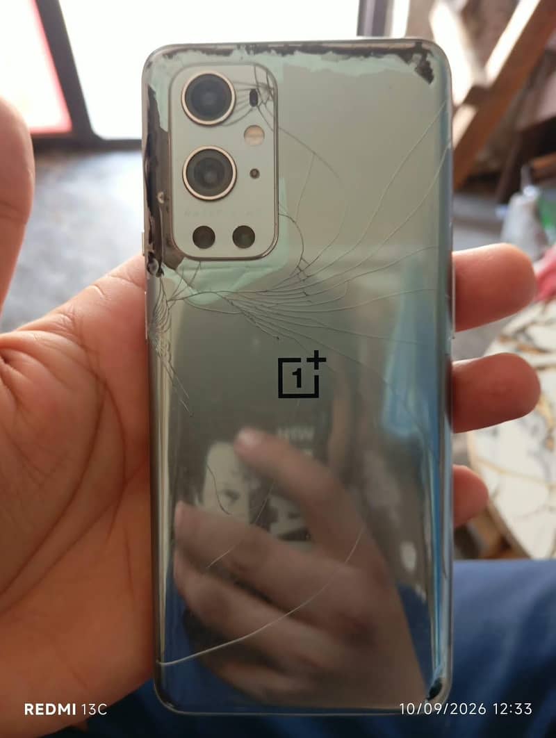 One Plus 9 Pro 8/128 5