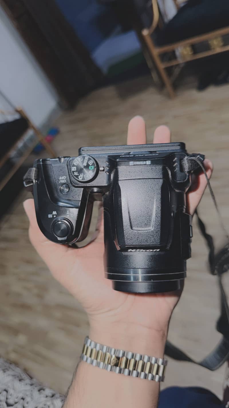 Nikon B500 2