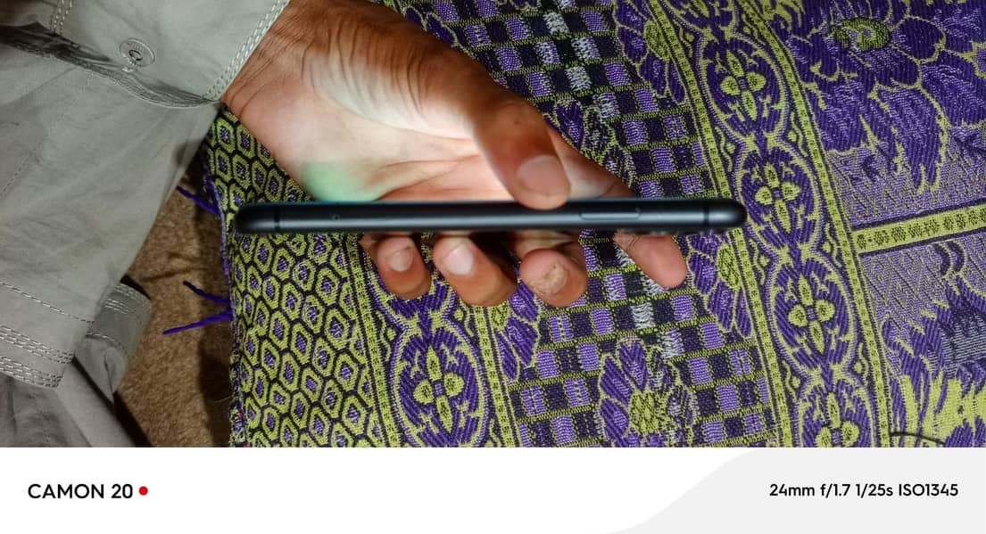 Apple iPhone 11 3