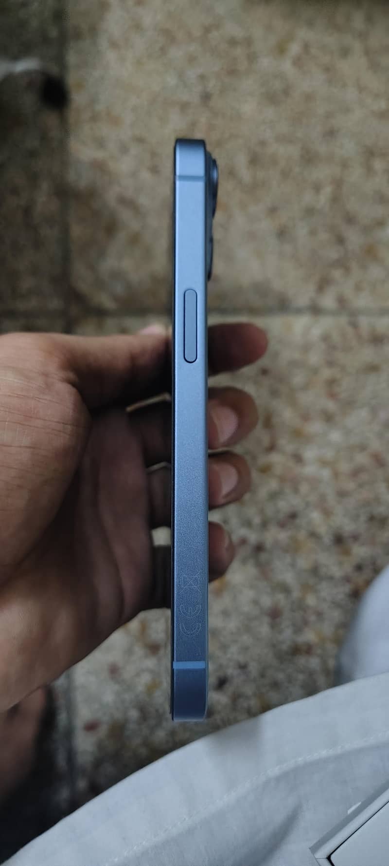 Apple iPhone 14 4
