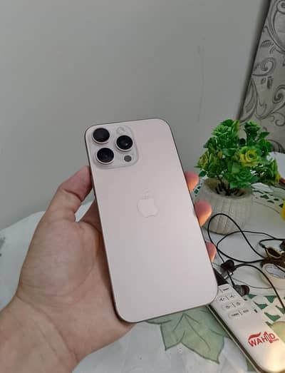Apple iPhone 16 Pro Max