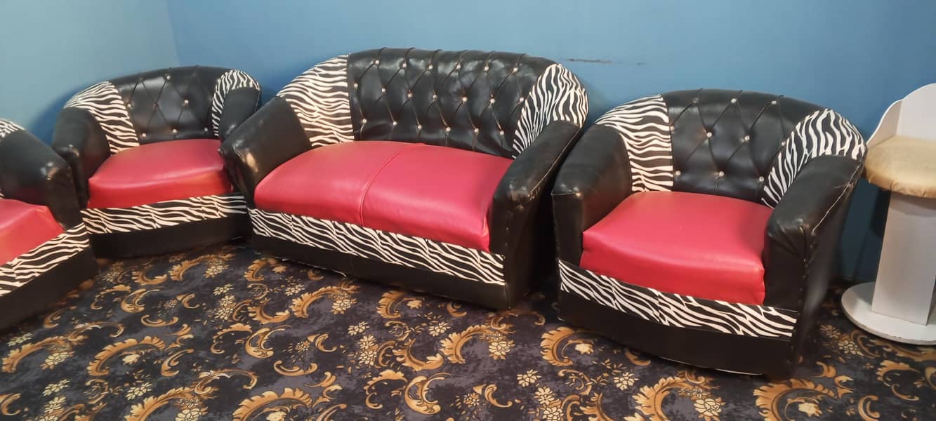 7 setters sofa set 1