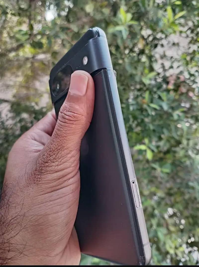 Google Pixel 8 1