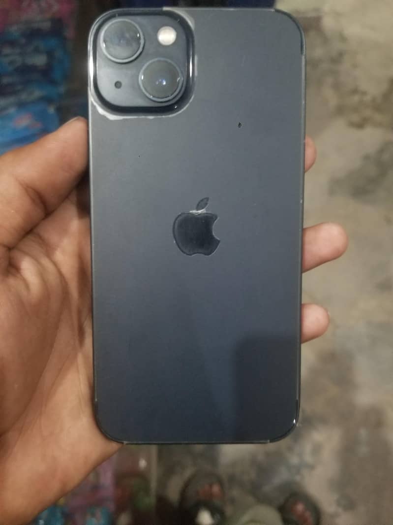 Apple iPhone 13 5