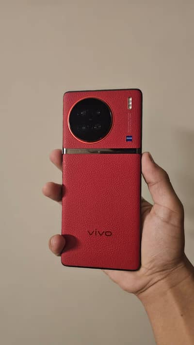 Vivo X90s