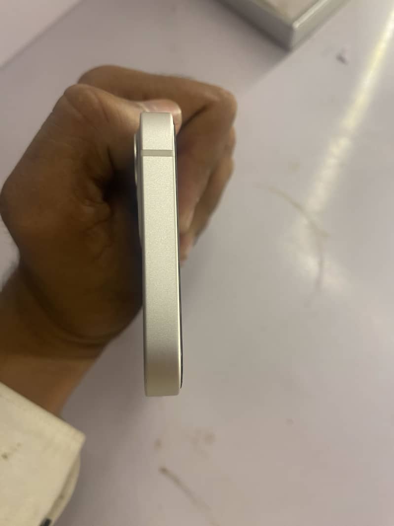 Apple iPhone 12 mini 11