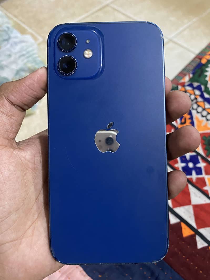 Apple iPhone 12 3