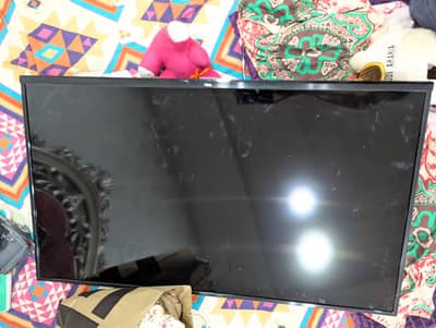 screen panel broken
