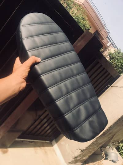 CAFE RACER SEAT