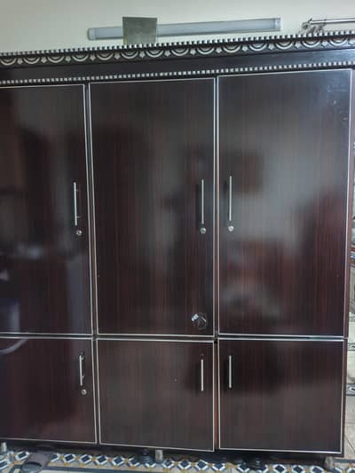 3 Doors Wardrobes In Finest Condition