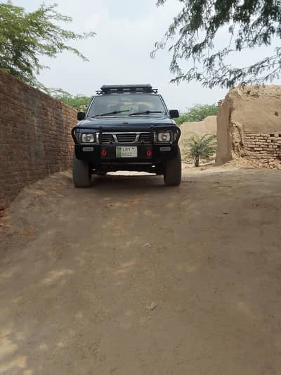 Nissan Navara 1994.4x4