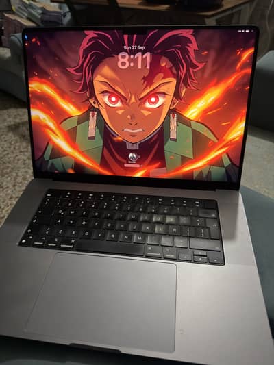 Macbook pro M1 pro 32gb ram 500gb storage